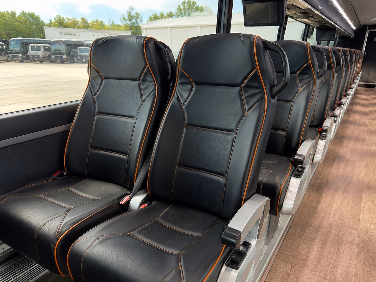 coachbusvirginiabeach com is here for norfolk tides and minor league baseball fan groups