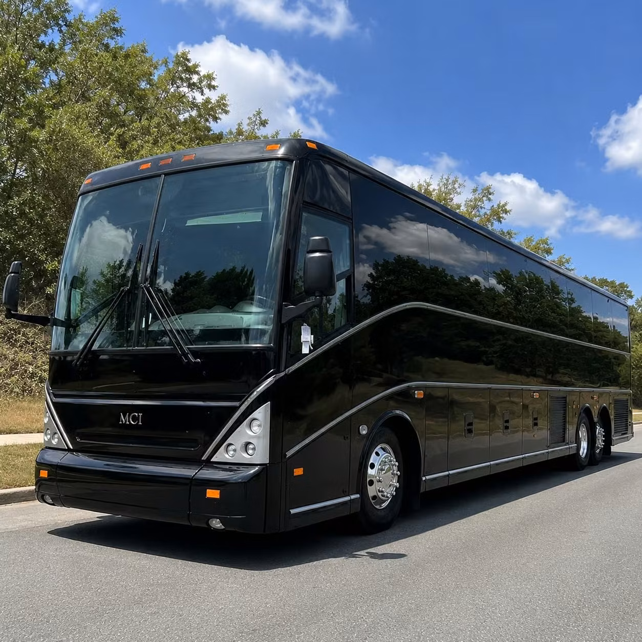 employee shuttle services for virginia beach businesses and corporate campuses